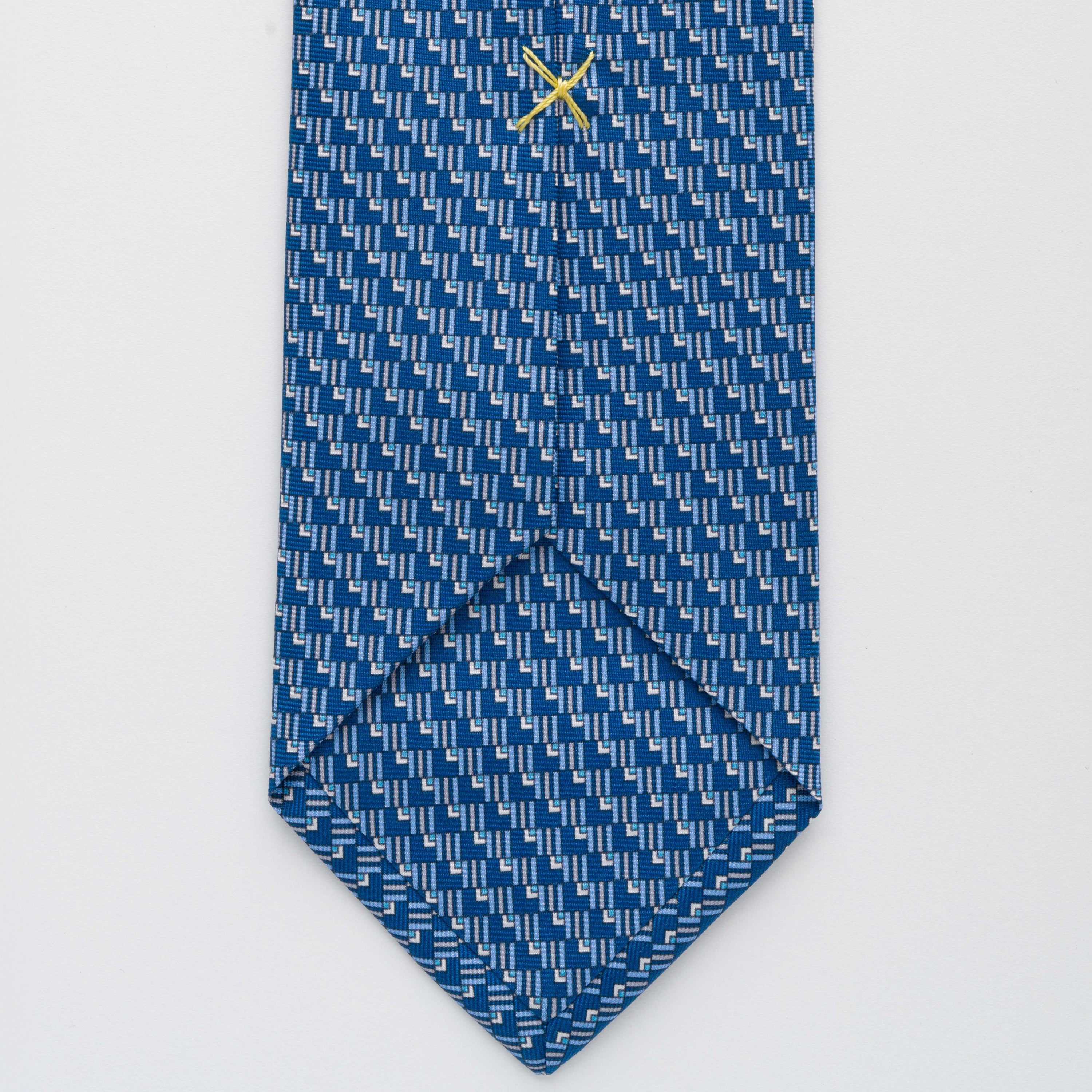 3-fold tie - M43495