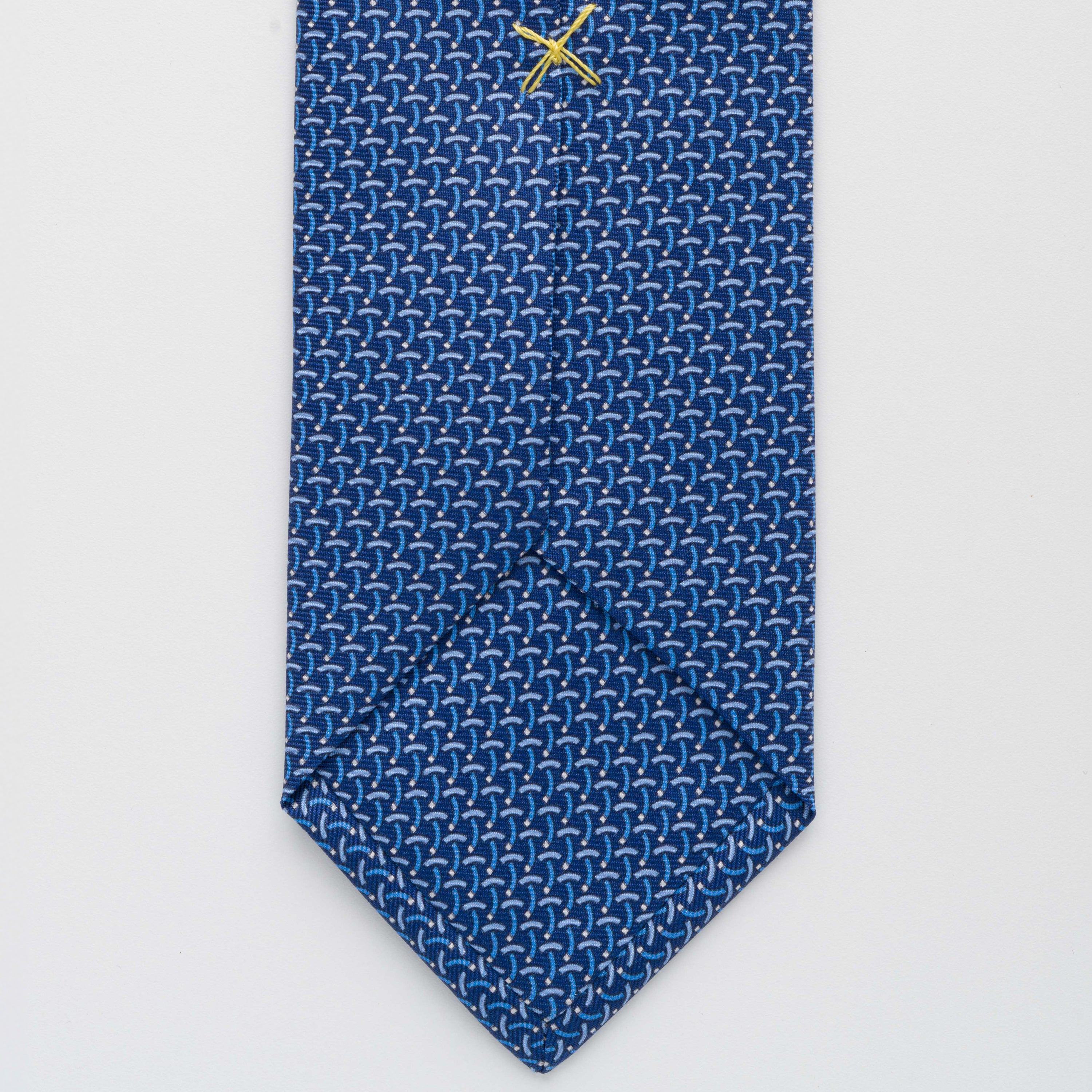 3-fold tie - M43789